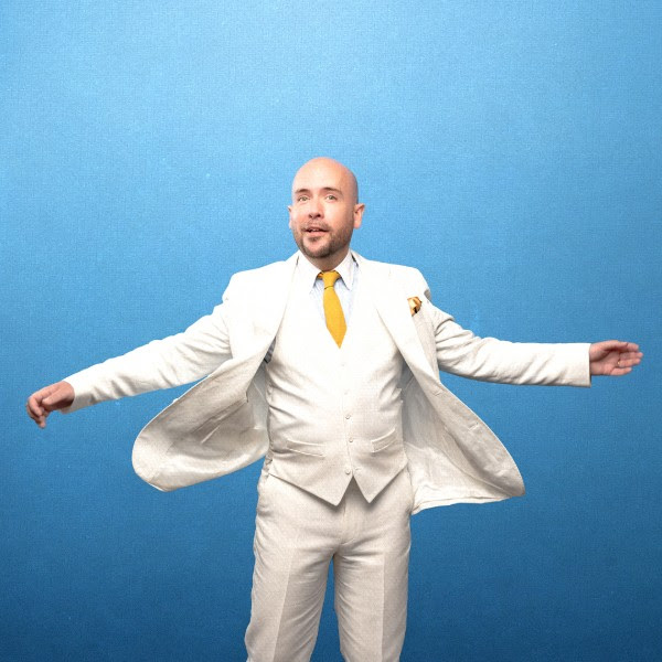 Featured image for Tom Allen Announces 2027 UK Tour 'Totally' with Ticket Sales Starting October 2, 2026 - Arts & Culture