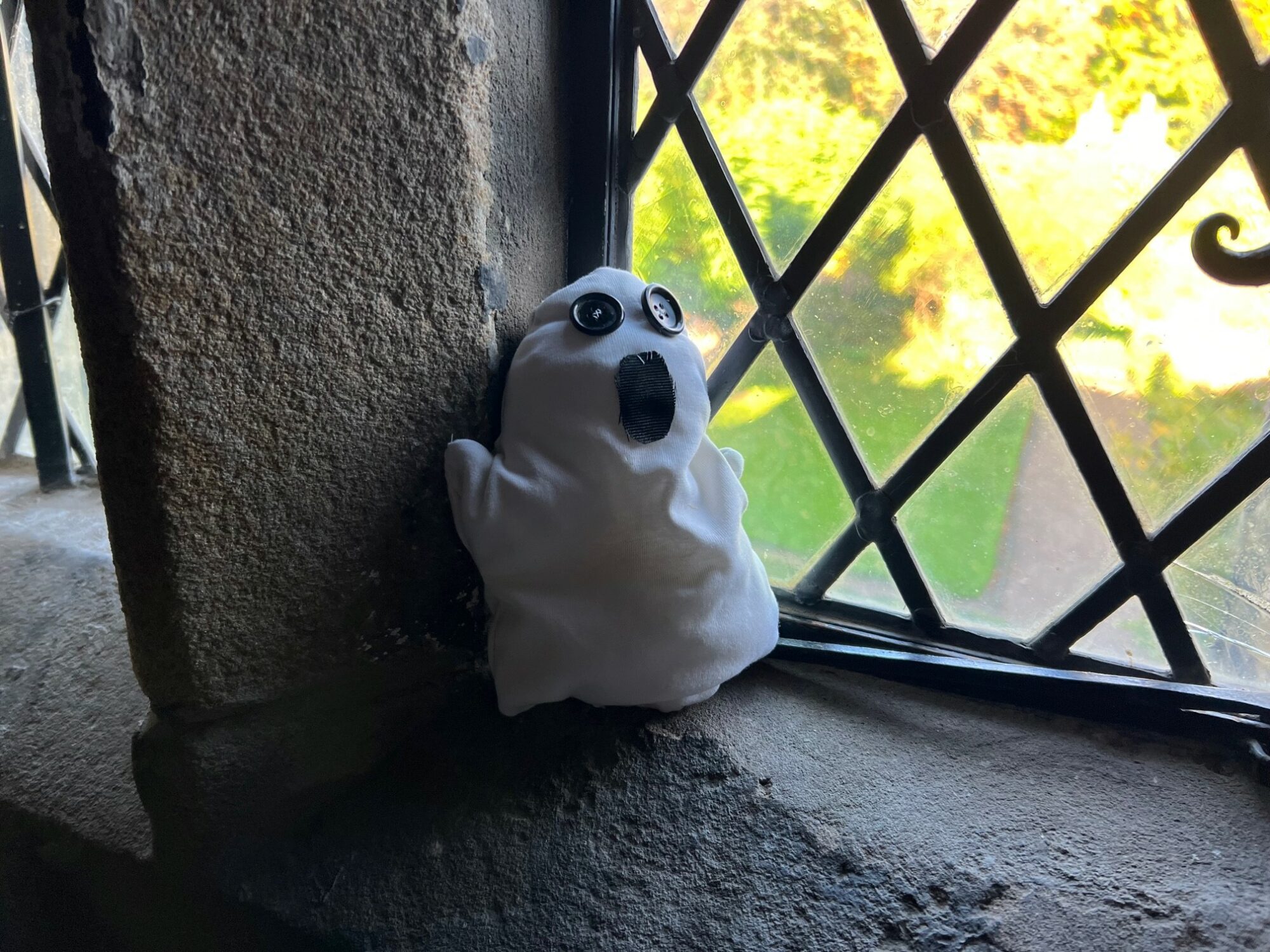 ghost-east-riddlesden-hall-halloween-2022