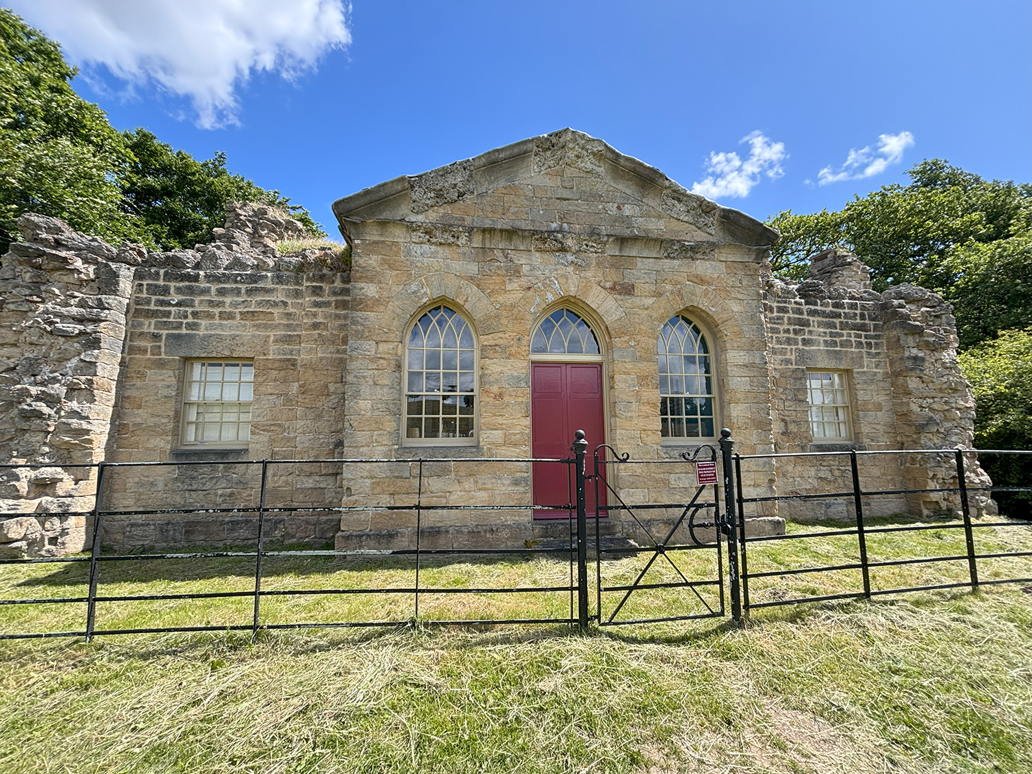 A look at the history of The Ruin, Hackfall Woods, with Dr Emma Wells