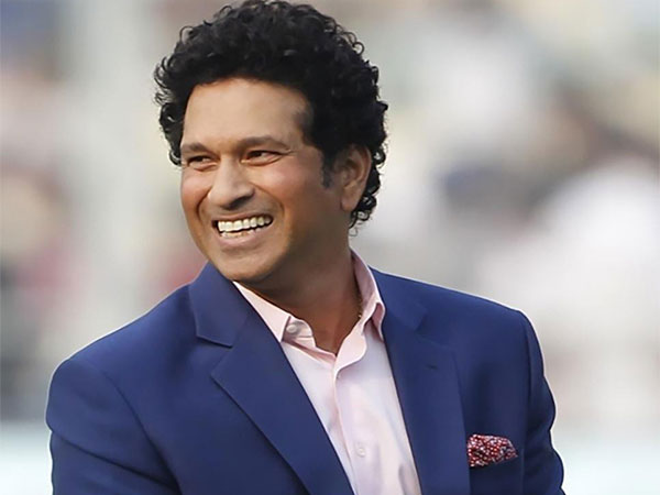 What was Sunil Gavaskar’s Role in Sachin Tendulkar’s Historic Signing with Yorkshire?