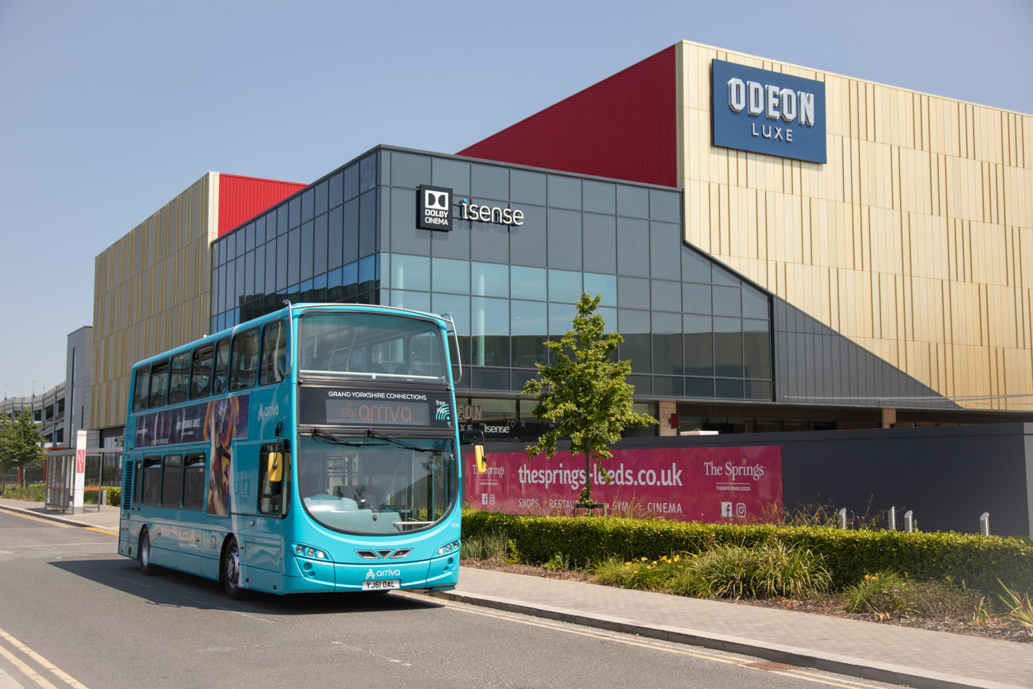 How Will the New Sustainable Transport Plan Change Commuting at Thorpe Park Leeds?