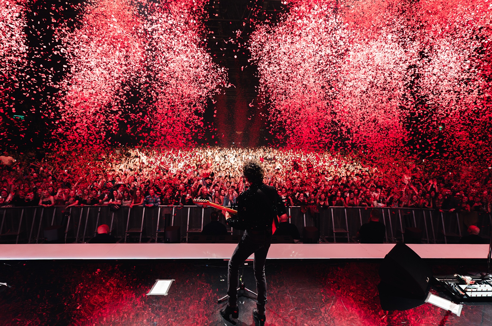 See The Kooks Play Inside In / Inside Out in Yorkshire 2026