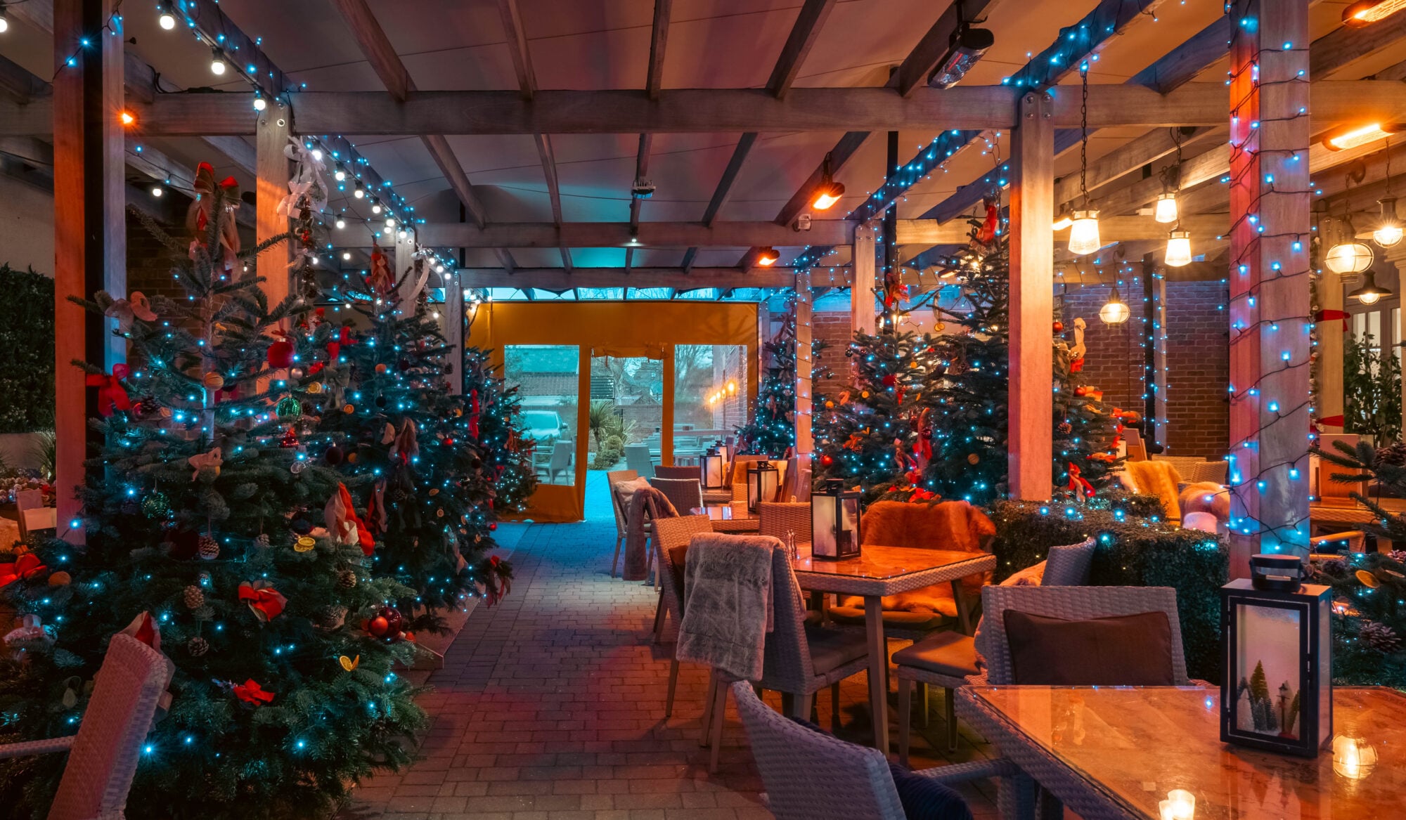 What's In the Magical Festive Wardrobe Experience At The Beverley Arms?