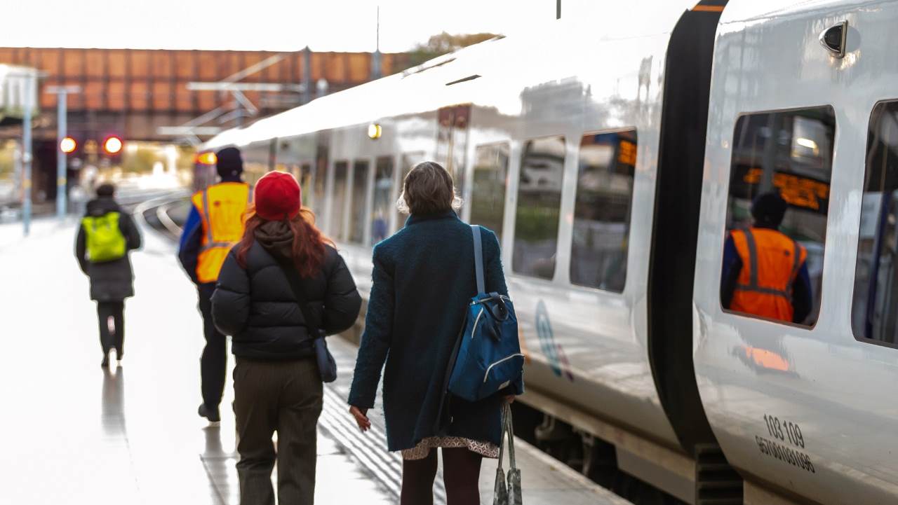 Visit Yorkshire Christmas Markets For £2 On A Northern Train