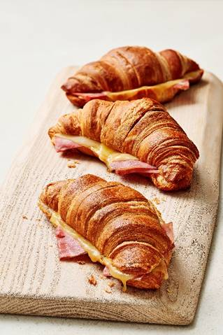 Tesco Launches New Hot Breakfast Options in Yorkshire Stores This Week