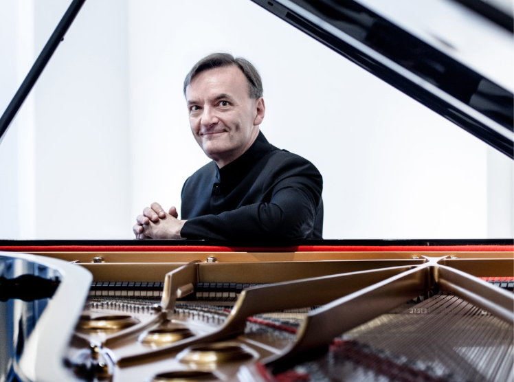 Sir Stephen Hough Appointed Artistic Director for 2027 Leeds International Piano Competition
