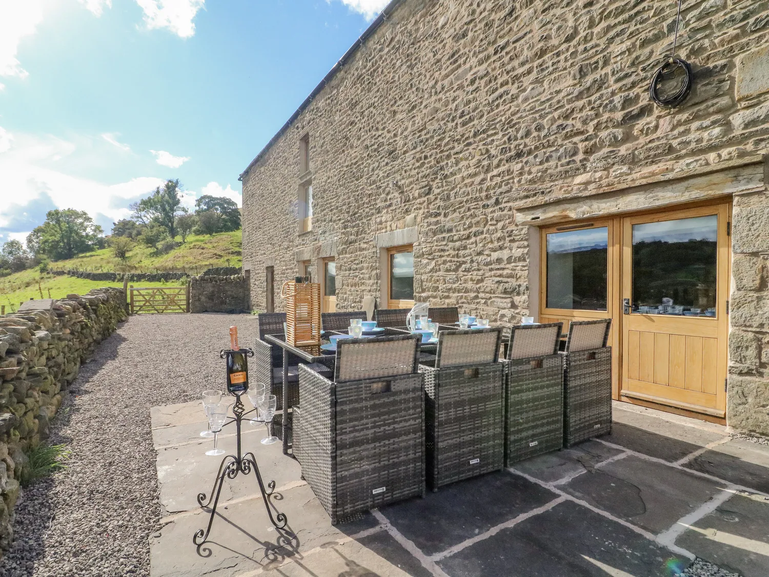 Accommodation at Hollowgill Barn in garsdale railway station