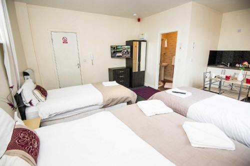 Accommodation at Bradford Apartments in bradford