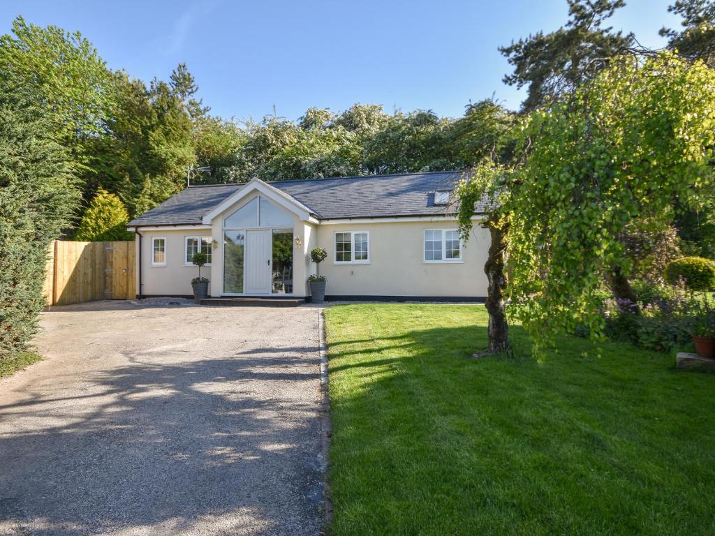 Accommodation at Lavender Cottage in goodmanham