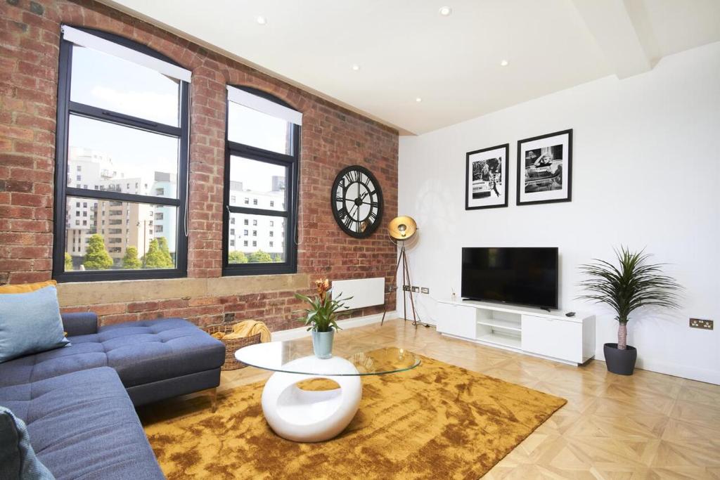 Sleek New York style Apartment in Central Leeds