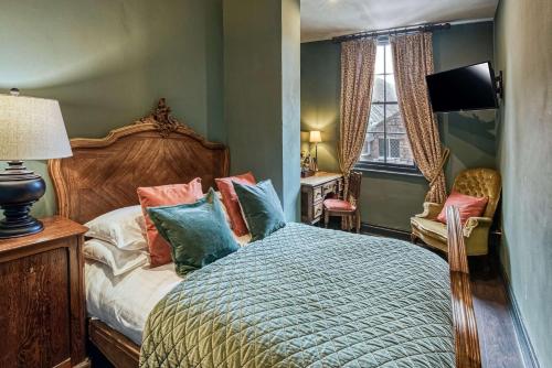 Guy Fawkes Inn, Sure Hotel Collection by Best Western