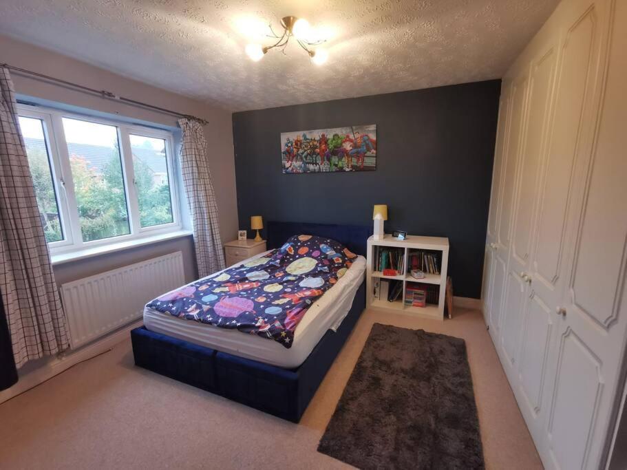 Accommodation at Quiet family home close to Leeds & Harrogate in moortown