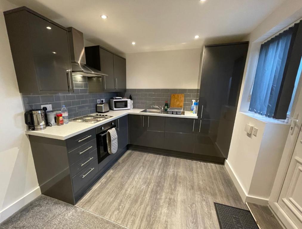 Modern Serviced Apartment - Near City Centre