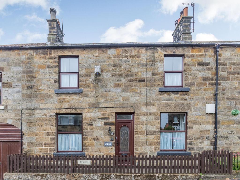 Accommodation at Esklets Cottage in castleton north yorkshire