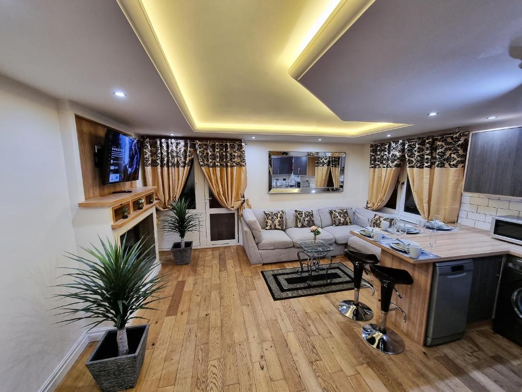 Accommodation at *F43NH* Setup for your most relaxed & Cosy stay + Free Parking + Free Fast WiFi * in belle isle
