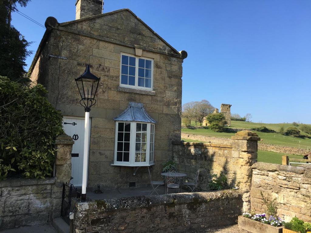 Accommodation at Yew Tree Cottage in west ayton