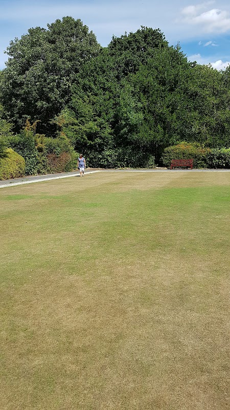 Thornes Park Pitch and Putt - Golf Course in alverthorpe