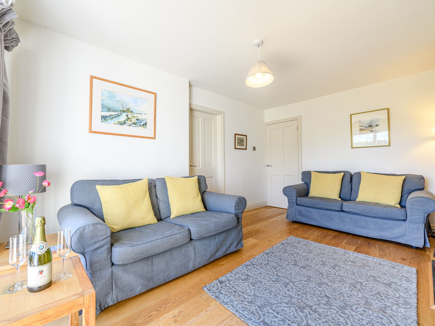 2 Orchard Leigh — photo 3