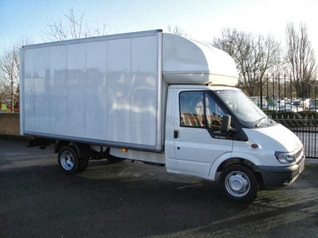 LEEDS REMOVALS MAN AND VAN