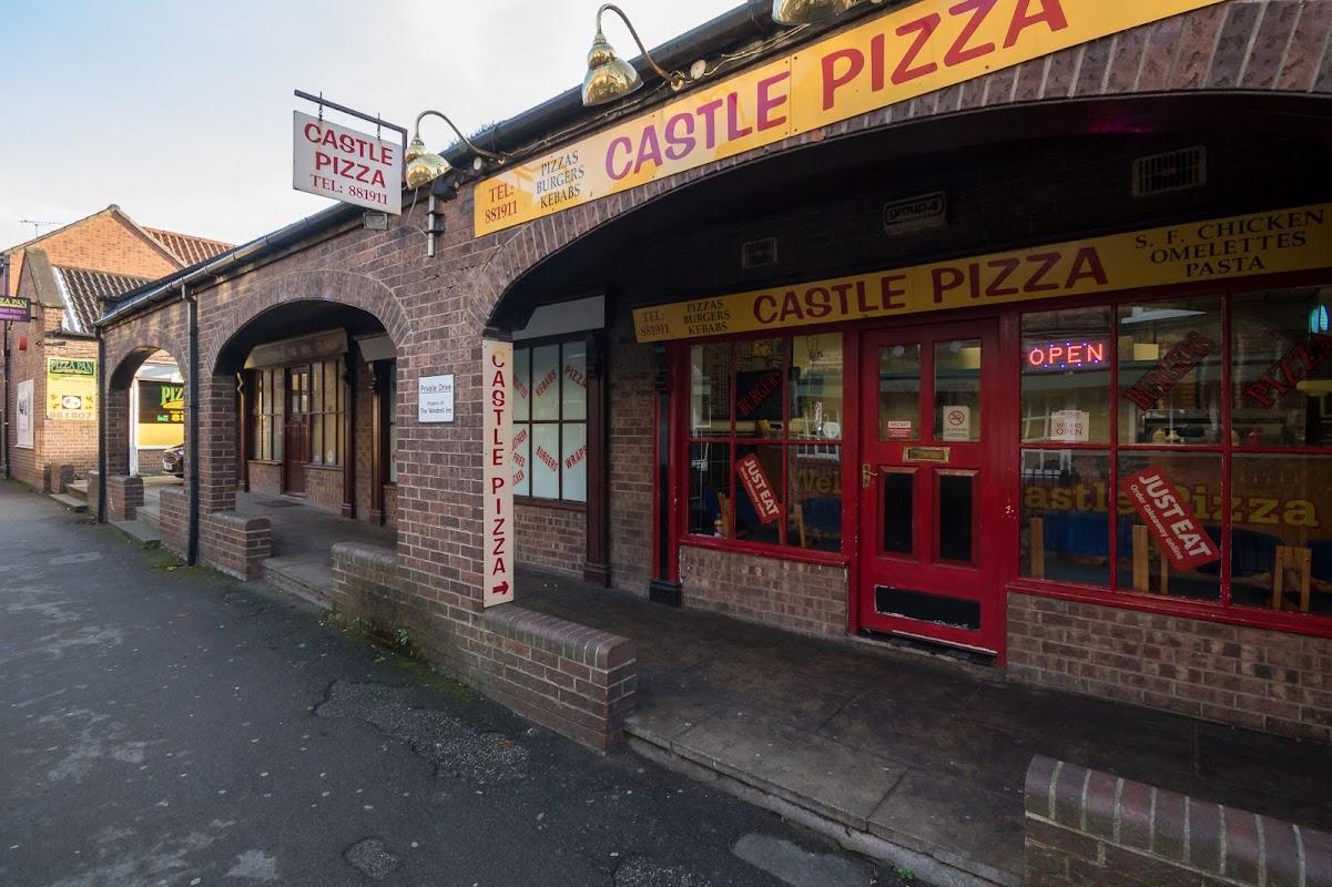 Castle Pizza