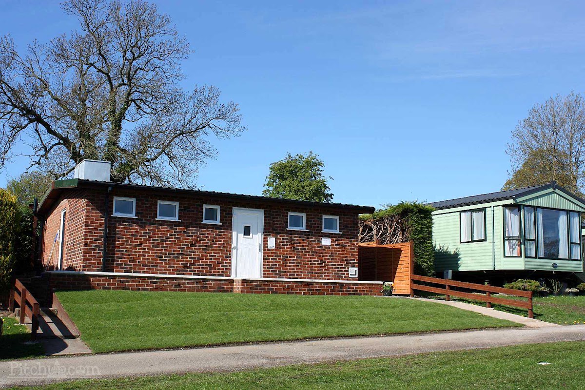 The Yorkshire Hussar Inn and Caravan Park