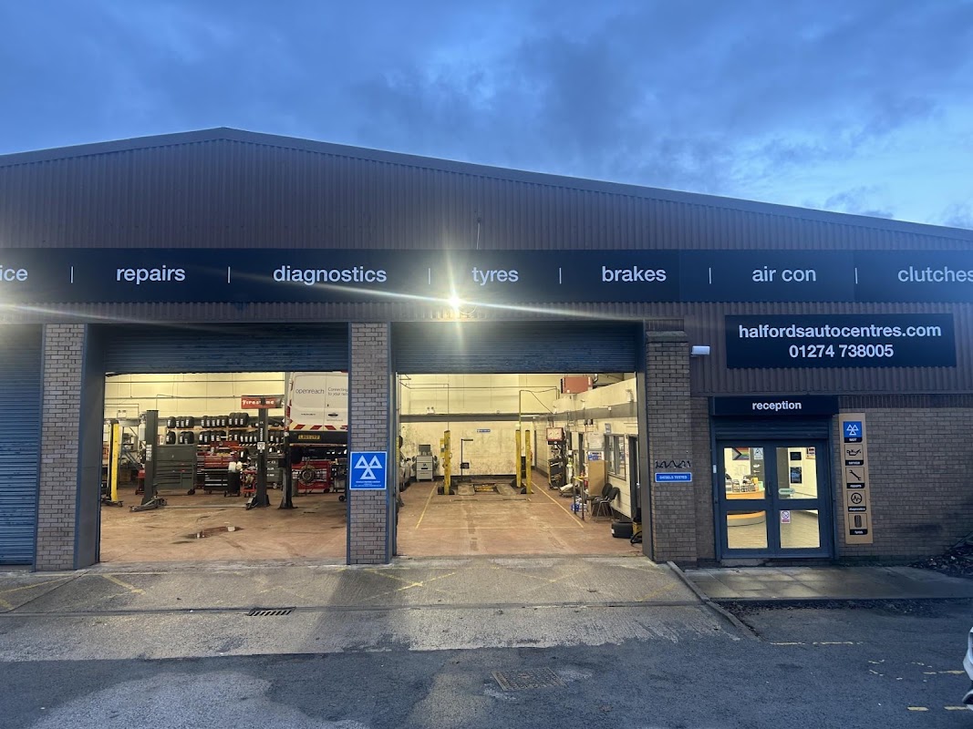 Halfords Autocentre Bradford - Garages in bradford