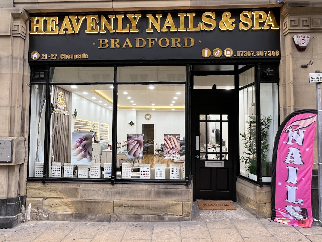 Heavenly Nails