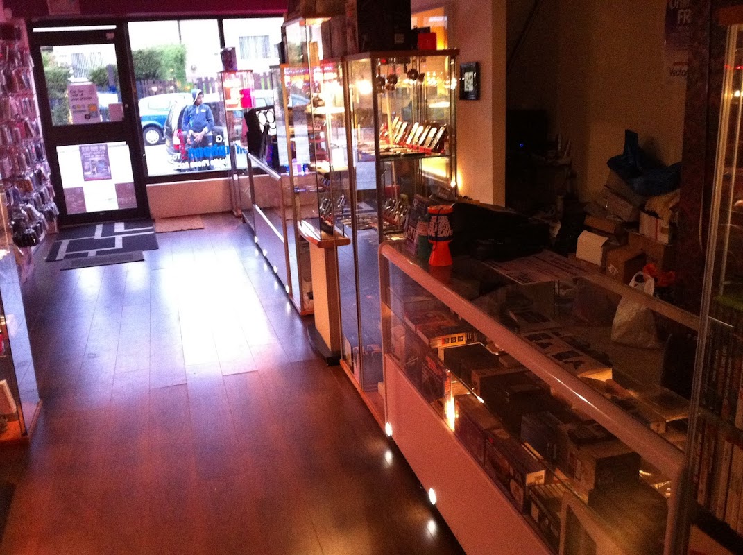 PRESTIGE GADGETS - PHONE AND LAPTOP REPAIRS