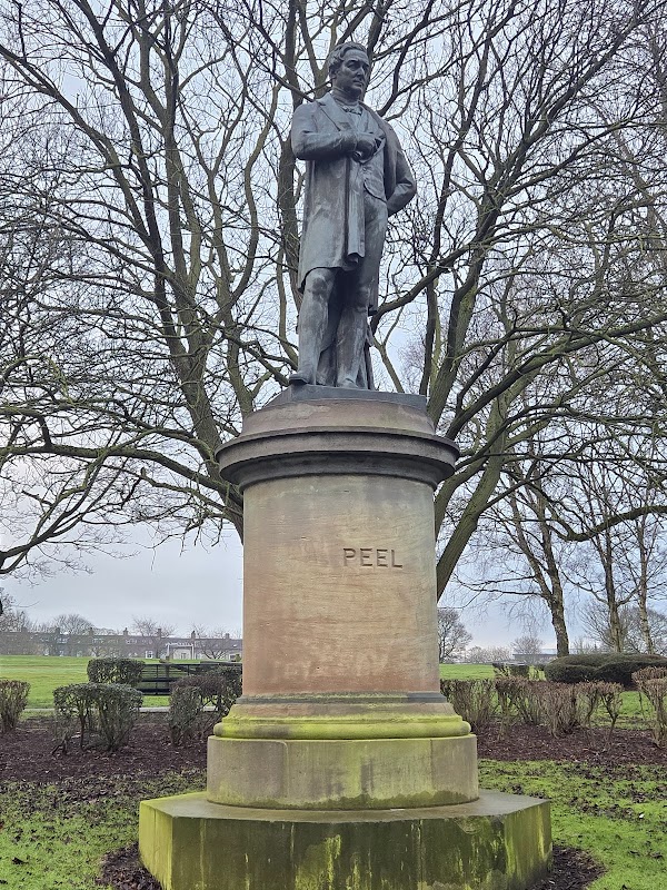 Robert Peel Statue