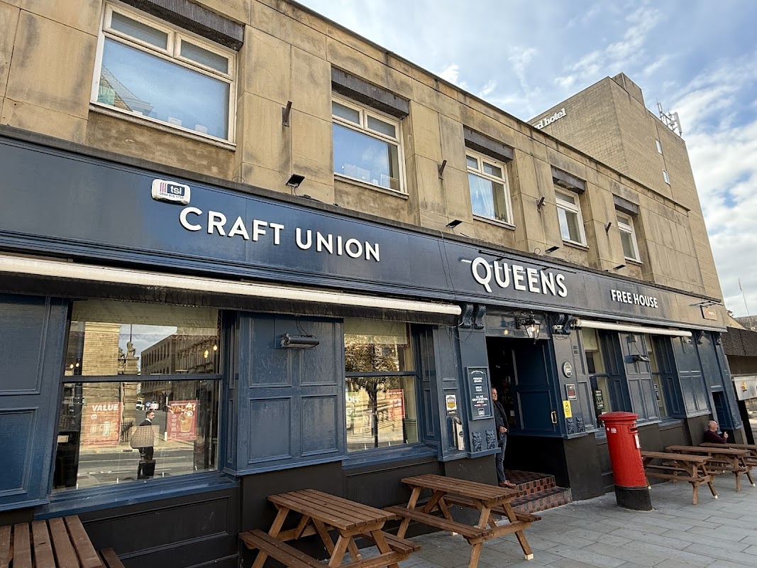The Queens Hotel