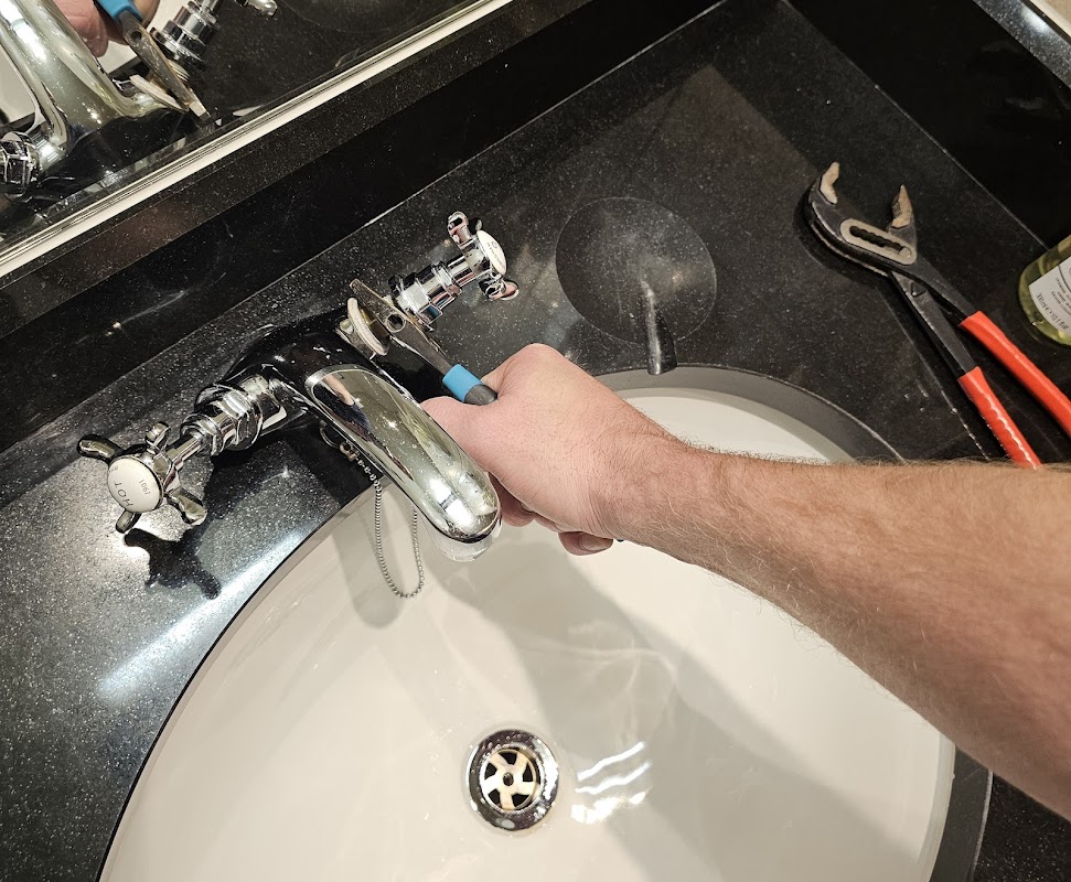 J.Simon Emergency Plumber - North Leeds