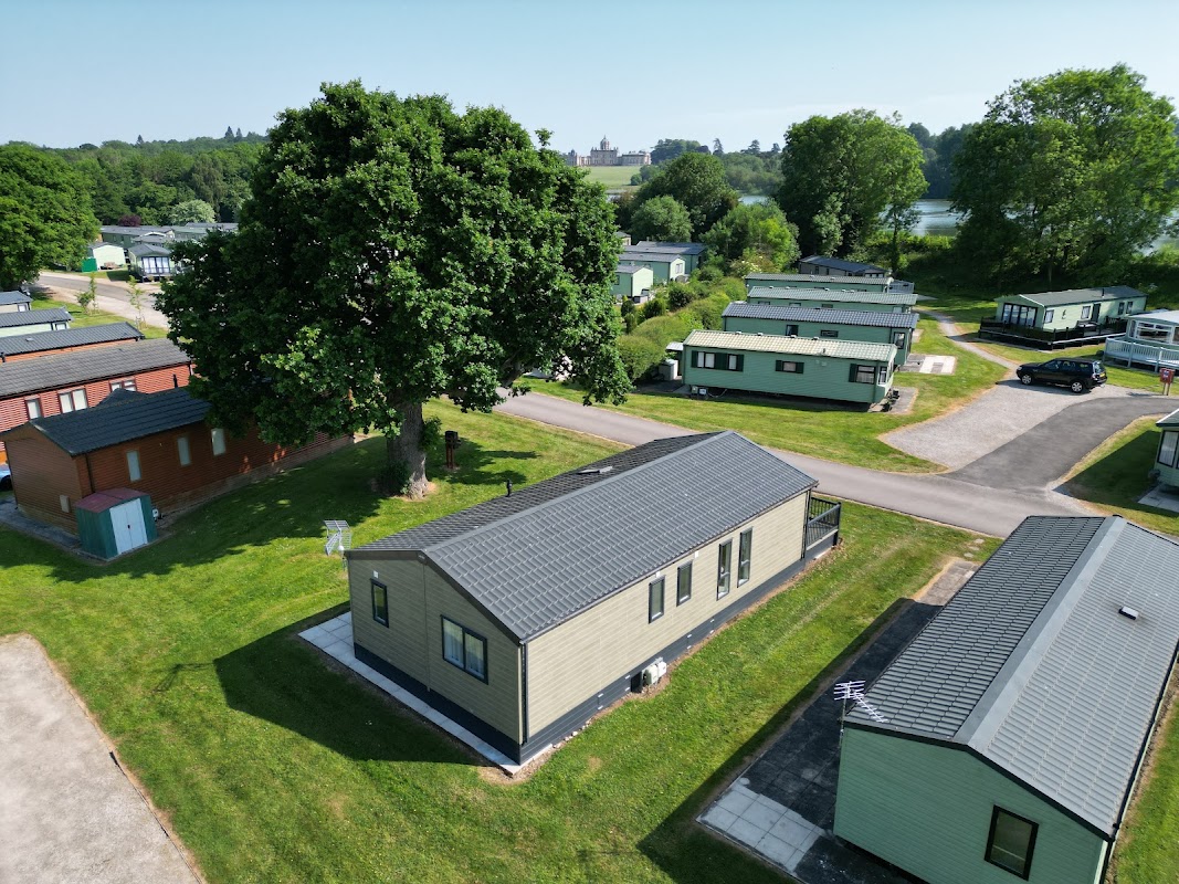 Castle Howard Lakeside Holiday Park