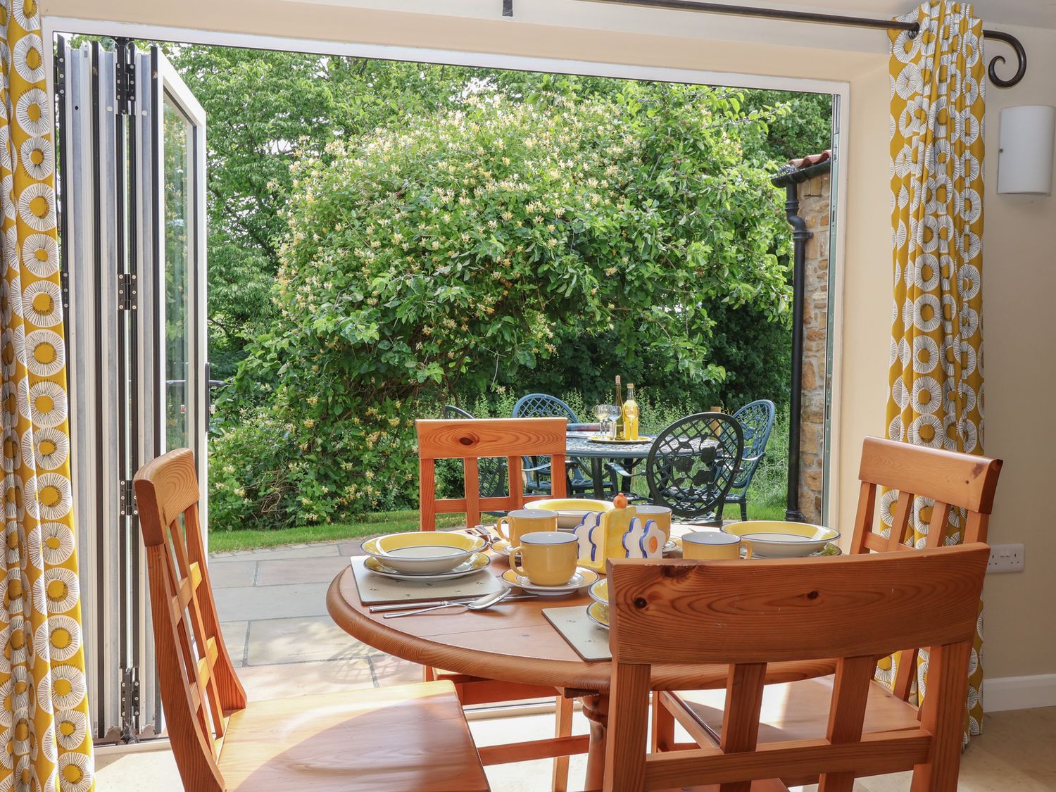 Apple Tree Cottage — photo 11