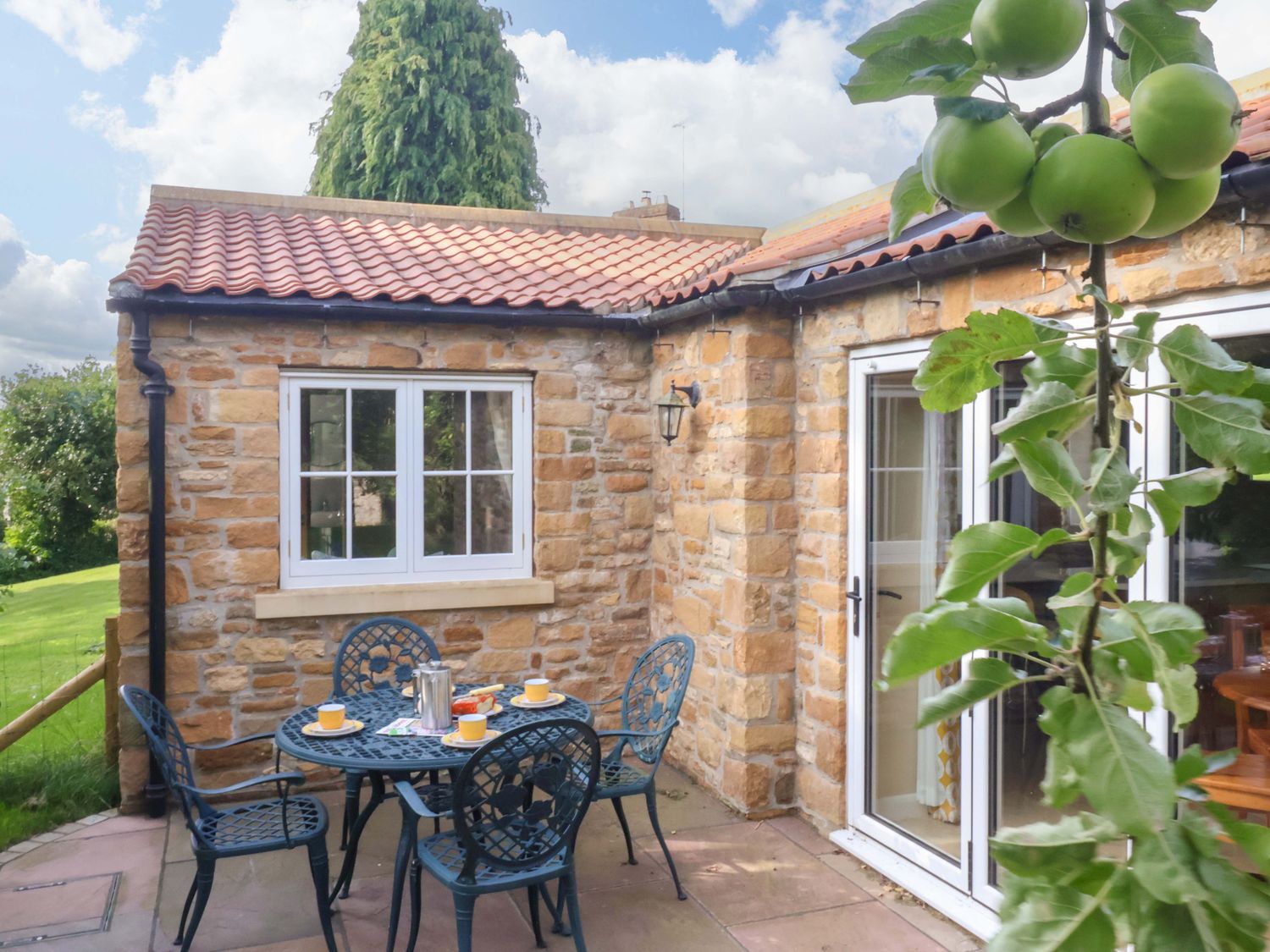 Apple Tree Cottage — photo 3