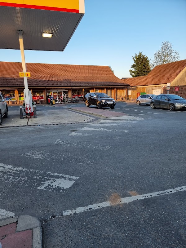 SPAR Manor Garage