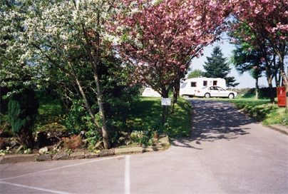 Elland Hall Farm Caravan Park - Campsite in elland