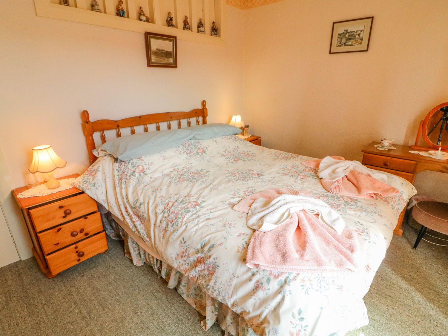 Low Skibeden Cottage — photo 8