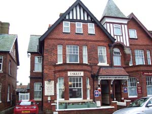 Accommodation at Esklet Guest House in whitby railway station
