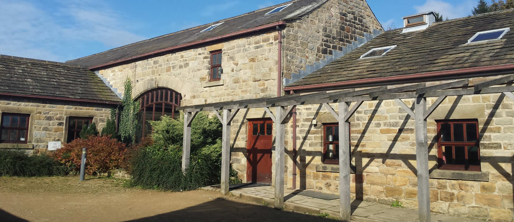 Lineham Farm Children's Centre - family in eccup