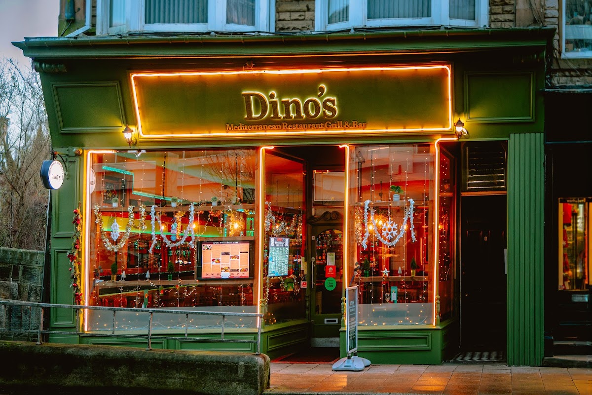 Dino's Restaurant Bar & Grill
