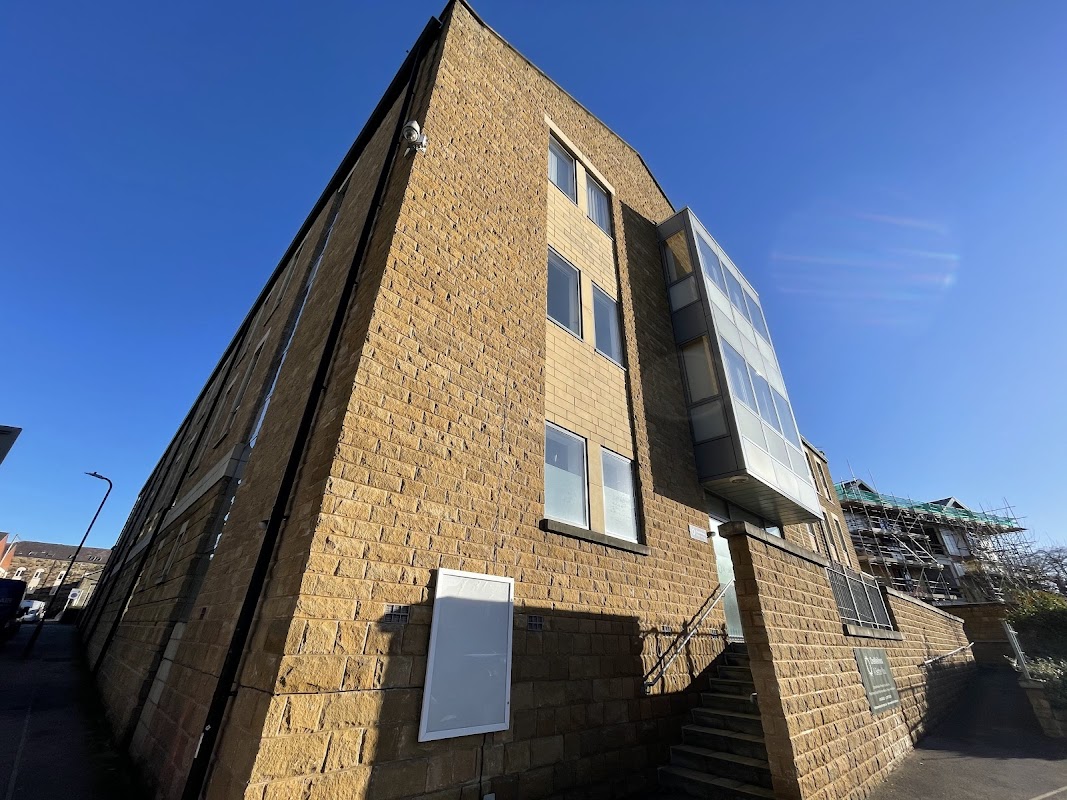 Mowbray Square medical centre tel no
