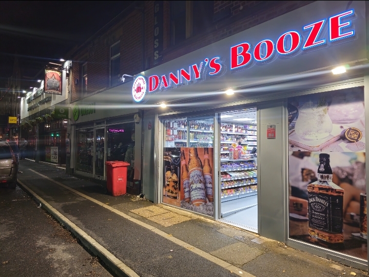 Danny's Booze (WoodSeats)