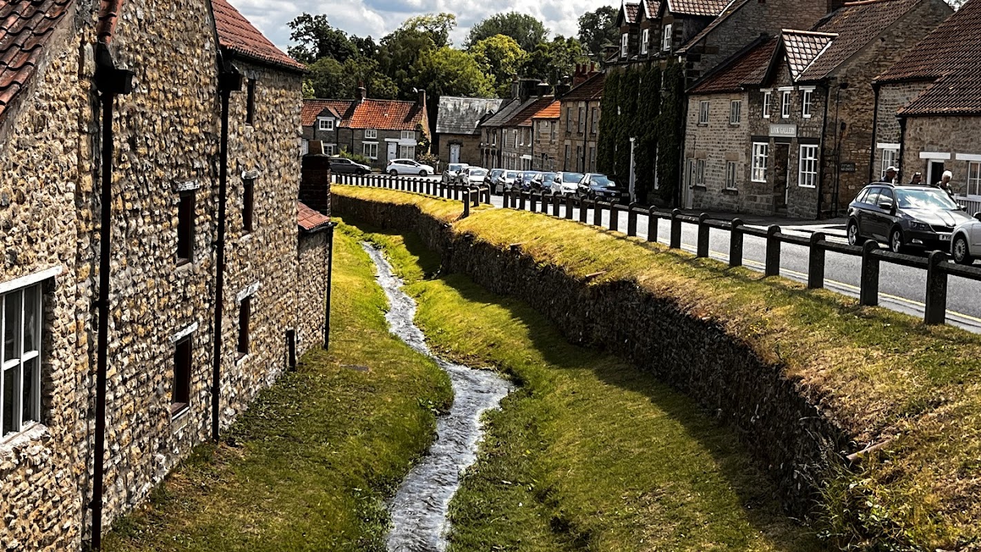 Look Gallery - galleries in helmsley