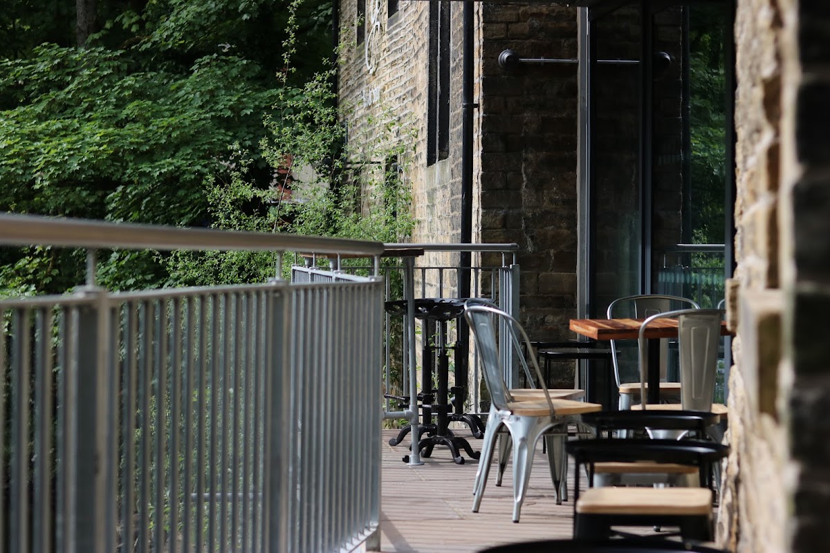 Nowhere Kitchen and Brewery