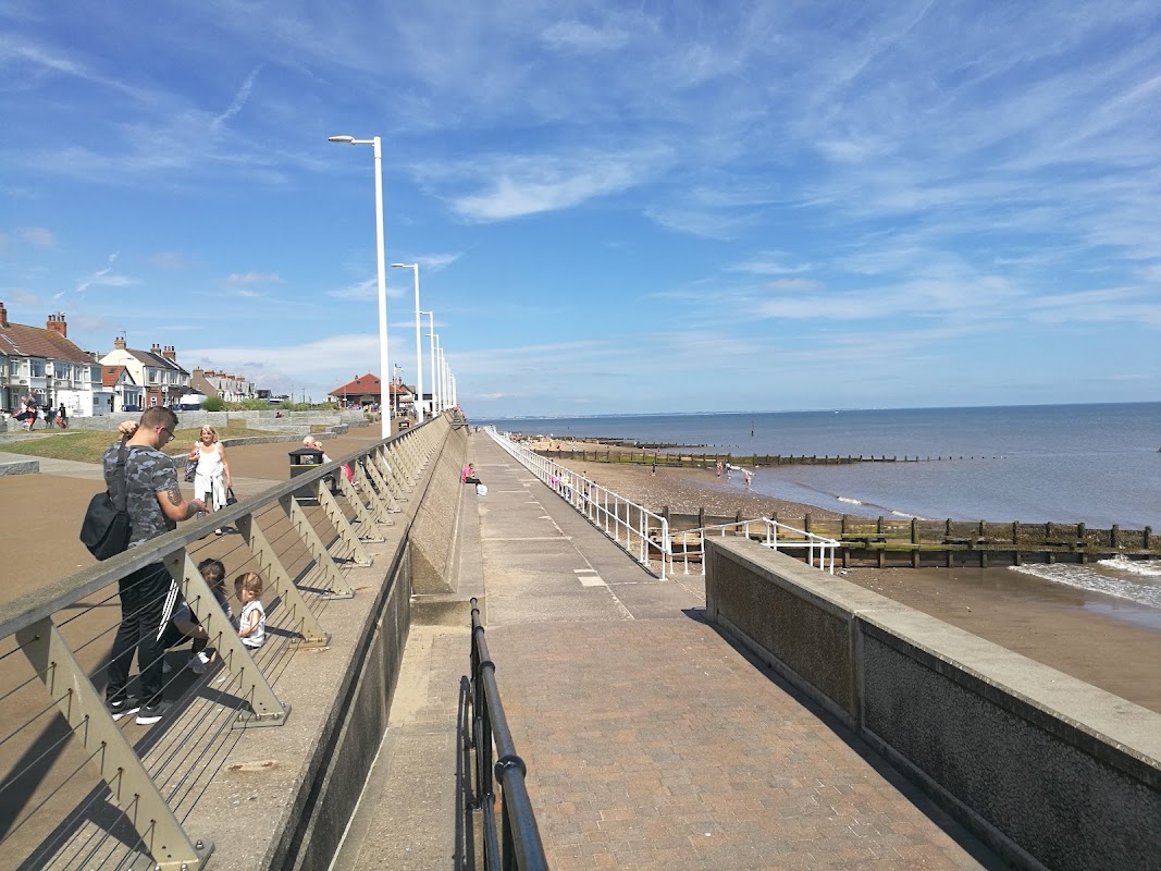 Central Promenade Paddling Pool - swimming-pools in hornsea