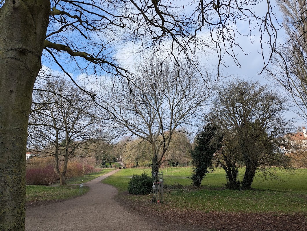 Hall Garth Park