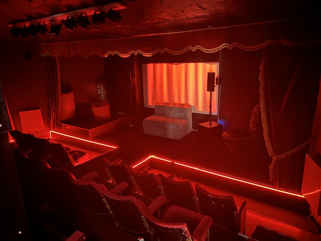 Empire Cinema Club - Cinema in huddersfield