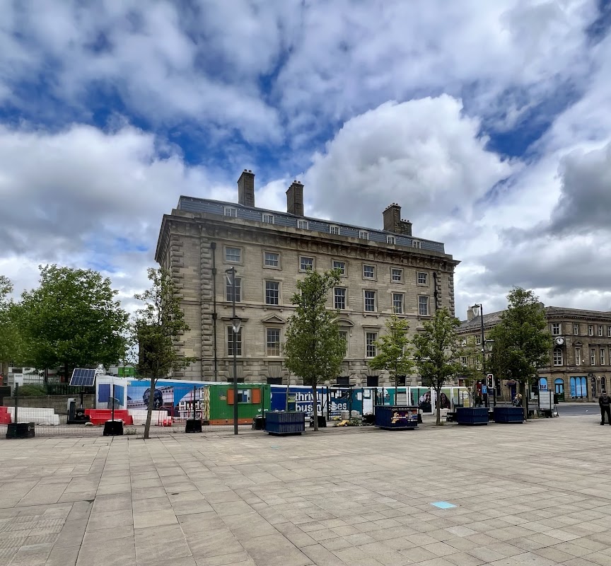 George Hotel