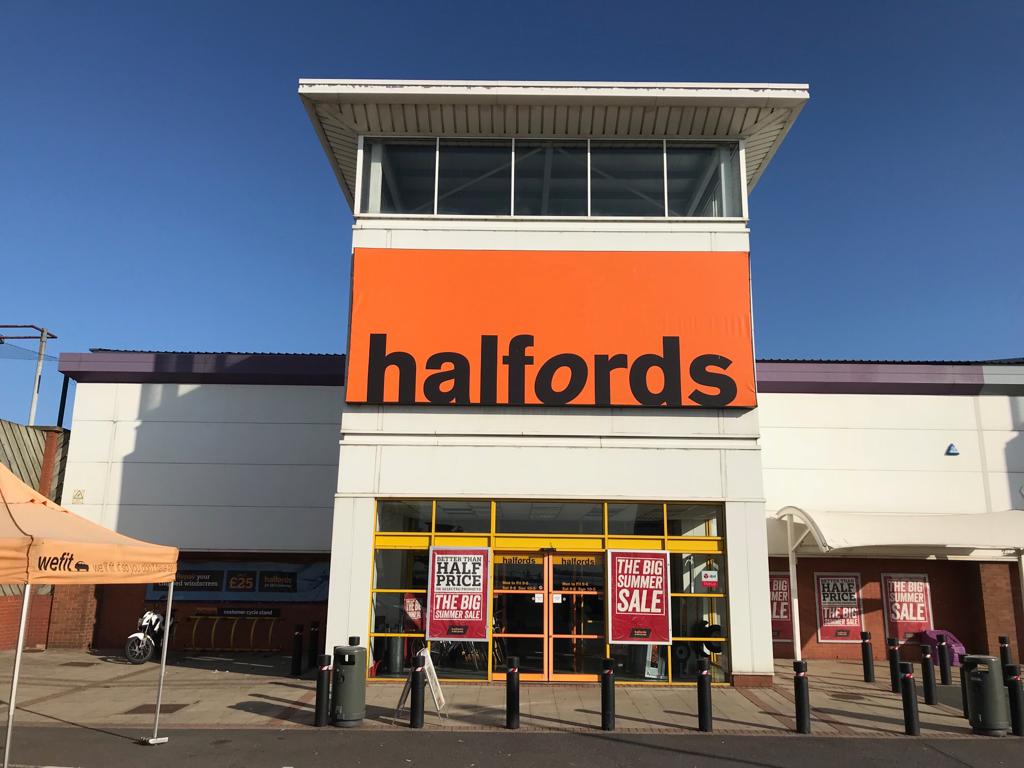 Halfords - Hull St Andrews Quay