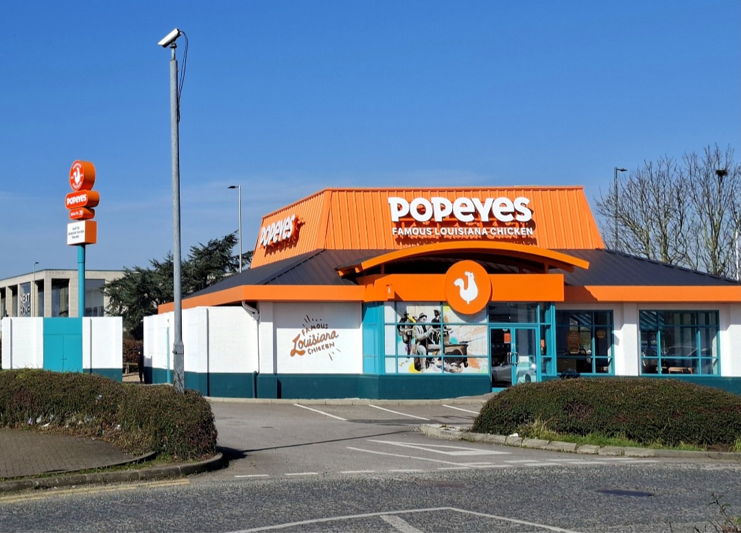Dining at Popeyes Louisiana Chicken in hull